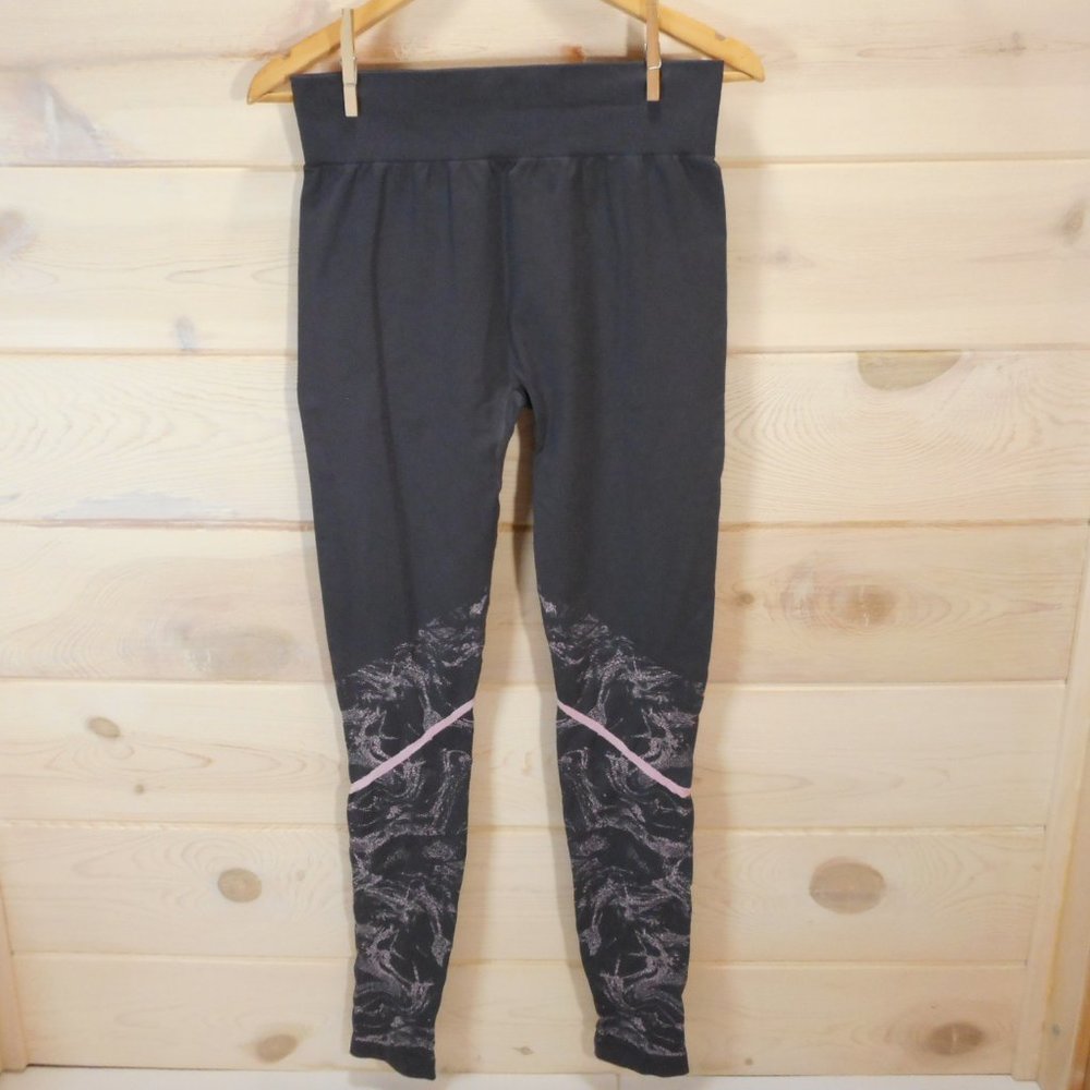 Fabletics Women's L Printed Leggings High Waisted Heel Stirrup Gray Pink
